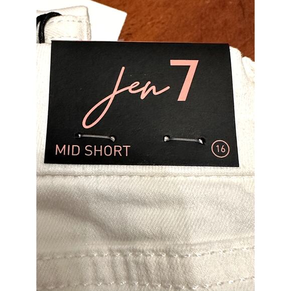 Jen7 Women's Plus Mid Rise Frayed Hem Cream Jean Shorts 16 NWT - Picture 7 of 9